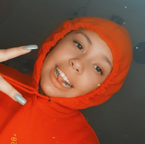 Meet your Posher, Jasmin - Picture 1 of 1